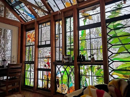 راه حل های شیشه ای استاملی پر جنب و جوش برای دکوراسیون هنری